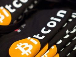 В ожидании конца света американцы запасаются биткойнами