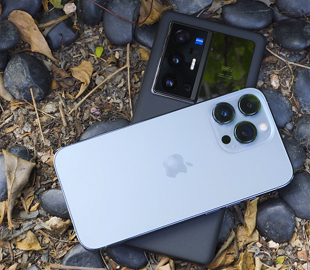 iPhone выпал из взлетающего самолёта на большой скорости