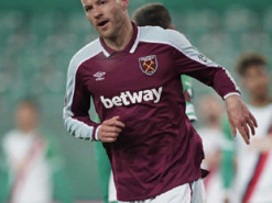 Ярмоленко переміг у незвичному конкурсі серед гравців Вест Хема: курйозне відео