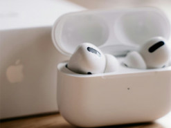 Як використовувати всі функції AirPods на Android-смартфоні