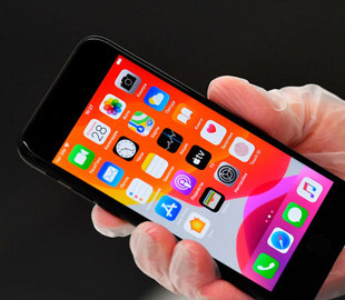 Названы iPhone, которые устареют в этом году