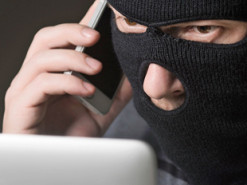 В Україні судитимуть чоловіка, який систематично обкрадав свого знайомого через інтернет-банкінг