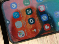 Смартфон Samsung Galaxy A40s начал получать Android 10