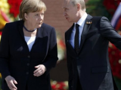 Меркель не исключает санкции против России за кибератаки