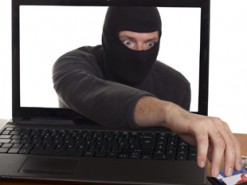 Інтернет-шахраї ошукали жінку на 2600 грн