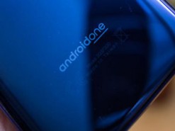 Google отказалась от обязательного выпуска обновлений для смартфонов Android One
