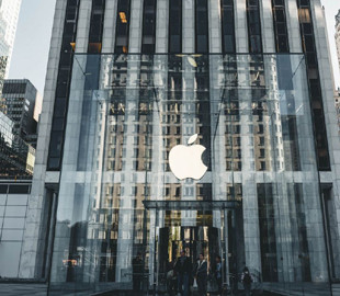 Apple переносит презентацию новых смартфонов iPhone