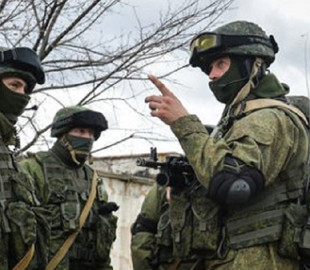 Уже 280 тысяч украинцев сообщили об оккупантах через чат єВорог
