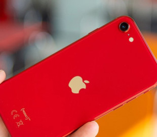 Apple начинает производство iPhone SE+