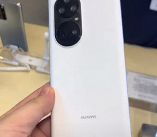 Сотрудник Huawei показал смартфон P50 Pro до анонса
