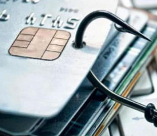 У Тернополі поліцейські задокументували шахрайство з виплатами грошової допомоги