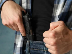 В Украине можно будет свободно покупать пистолеты: в МВД назвали сроки