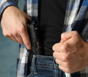 В Украине можно будет свободно покупать пистолеты: в МВД назвали сроки