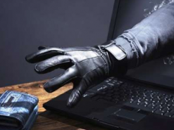 Інтернет-шахраї ошукали жінку на 114 тисяч гривень