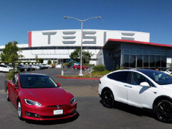 Tesla всё-же вынуждена закрыться на карантин