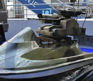 Безпілотний гідроцикл Amur знайде ворога і розстріляє з кулемета: розкрито характеристики