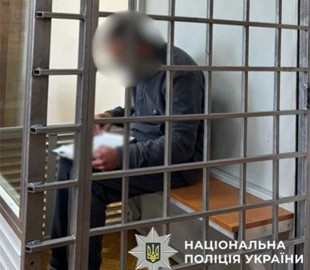 Роками ґвалтував племінницю та знімав це на відео: в Одесі судитимуть педофіла