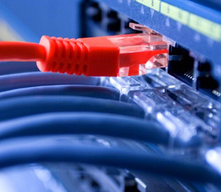 В "ЛНР" на взятке "погорел" "чиновник" "госпредприятия", контролирующего сферу интернет-услуг