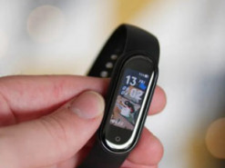 Фитнес-трекер OnePlus показали на реалистичном изображении