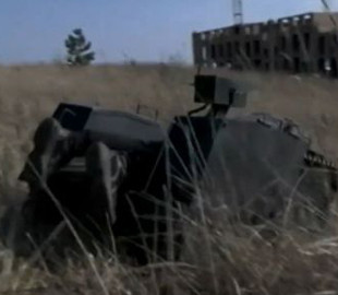 Наземний дрон для евакуації поранених воїнів розробили українські інженери