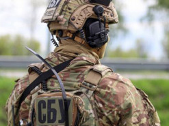 СБУ затримала шахрая, який допоміг 20 призовникам втекти за кордон