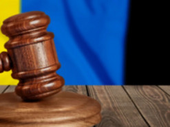 Шпигував під Сумами за військовими на блокпостах: чоловіка засудили до п’яти років ув’язнення