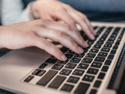 Популярный плеер на компьютере поставил безопасность пользователей под угрозу