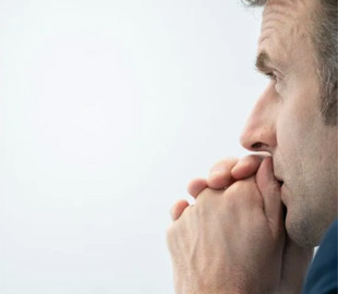 Макрон заспокоїв союзників по НАТО та Україну на тлі політичної невизначеності вдома - Euractiv