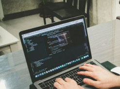 К нам на заработки. Сколько иностранных IT-специалистов нужно Украине