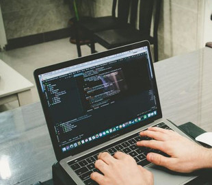 К нам на заработки. Сколько иностранных IT-специалистов нужно Украине