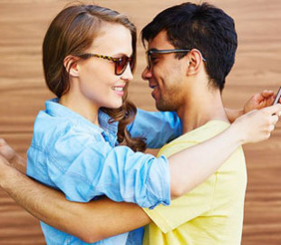 Исследователи объяснили, как смартфоны меняют наше тело и мозг