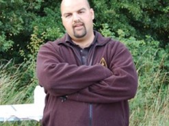 Жена через соцсеть узнала о второй семье мужа