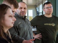 Міністри оборони України та Литви обговорили впровадження роботизованих систем на полі бою