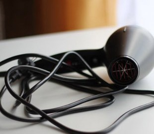 Интернет-магазин прислал покупательнице огнемет вместо фена