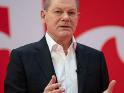 Шольц знову заявив про неприпустимість зіткнення НАТО та РФ