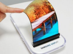 Samsung показала два секретных гнущихся смартфона