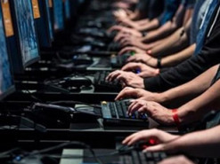 До Кіберполіції надіслали понад 35 тисяч скарг на підозрілі боти у соцмережах