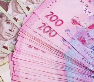 Шахраї під виглядом слідчих звинувачують у держзраді та виманюють сотні тисяч гривень