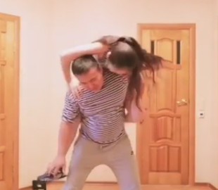 В соцсетях набирает популярность забавный флешмоб Koala Challenge