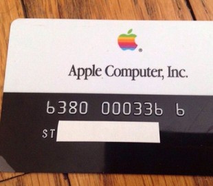 Первая кредитка Apple была выпущена в 1986 году