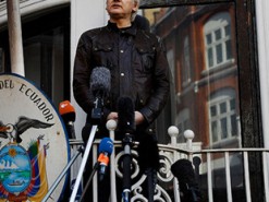 Джулиан Ассанж заявил о смертельной угрозе