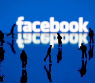 Facebook потребовал прекратить сбор данных для исследования политического таргетинга в соцсети