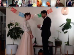 Из-за карантина: пара из США поженилась по видеоконференции Zoom