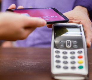 Apple iPhone скоро можно будет использовать как платежные терминалы