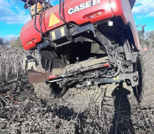 На Сумщині під час сільгоспробіт підірвався комбайн