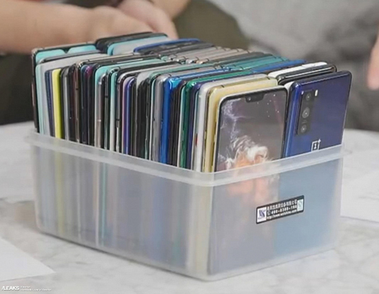 1oneplus-8-lite-dummy-leak-944_large.jpg (142 KB)