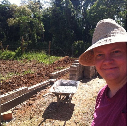 1c015bb62f5a4d6a5.jpg (245 KB)