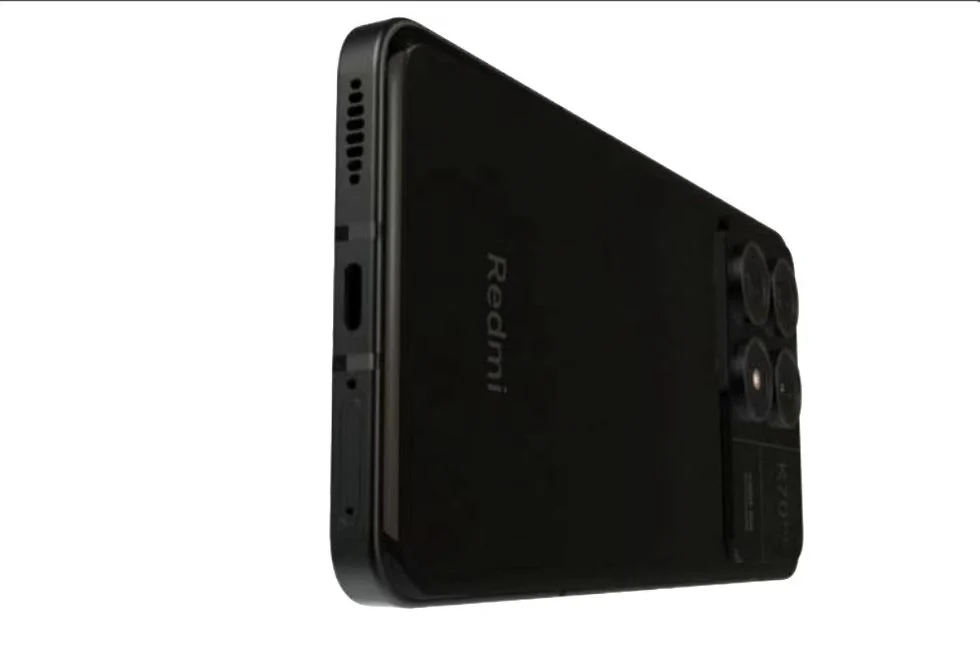 2Redmi-K70-rear-1.webp (8 KB)