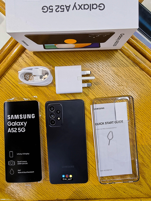 yet-more-galaxy-a52-hands-on-pictures-and-video-leaked-811_large.jpg (252 KB)