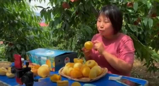 1tiktok_farm_rich_image_two-750x407.jpg (134 KB)